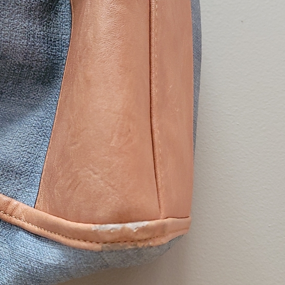 Sondra Roberts Two-Tone Hobo bag - Picture 5 of 5